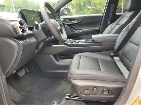 New 2026 Chevrolet Equinox LT w/ Convenience Package II image 14