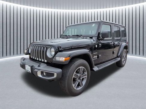 Certified 2023 Jeep Wrangler Unlimited Sahara w/ Cold Weather Group AWD/4WD image 18