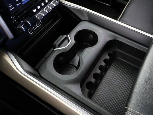 Used 2024 RAM 3500 Laramie w/ Towing Technology Group image 30