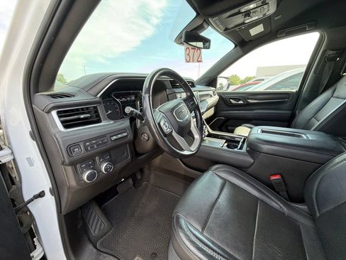 Used 2021 GMC Yukon Denali AWD/4WD image 12