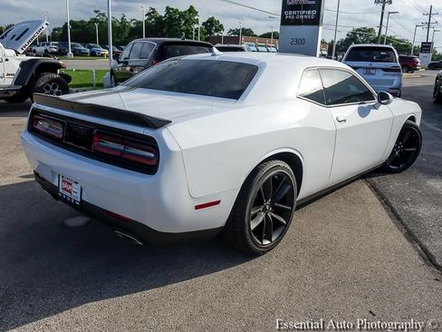 Used 2023 Dodge Challenger GT w/ Plus Package RWD image 9