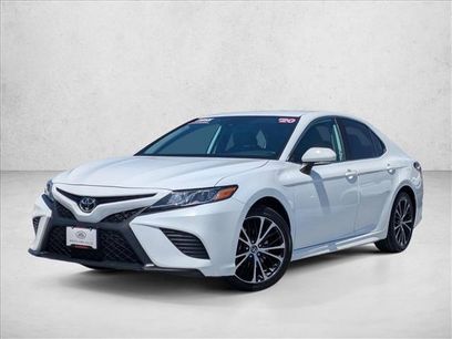 Used 2020 Toyota Camry SE w/ Convenience Package