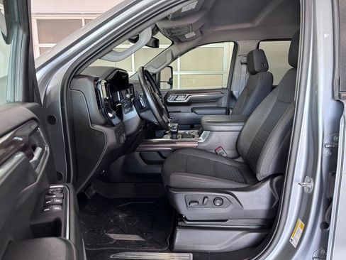 Certified 2024 Chevrolet Silverado 1500 RST AWD/4WD image 8