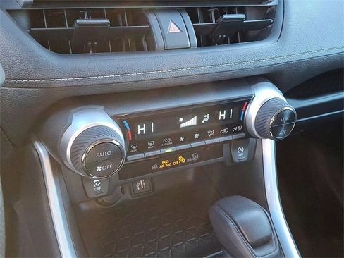Certified 2023 Toyota RAV4 XLE image 21