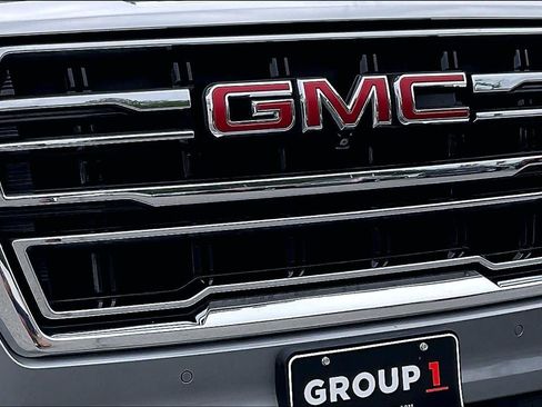 Used 2022 GMC Yukon SLT w/ SLT Luxury Package AWD/4WD image 31