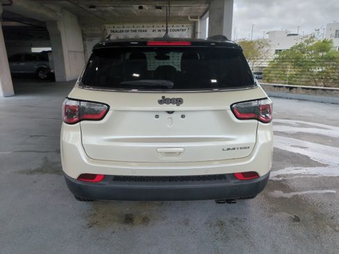 Certified 2018 Jeep Compass Limited w/ Navigation Group image 6