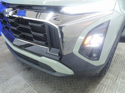 New 2026 Chevrolet Equinox ACTIV w/ Safety and Technology Package image 43