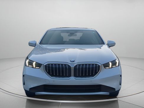 Used 2026 BMW 530i RWD image 37