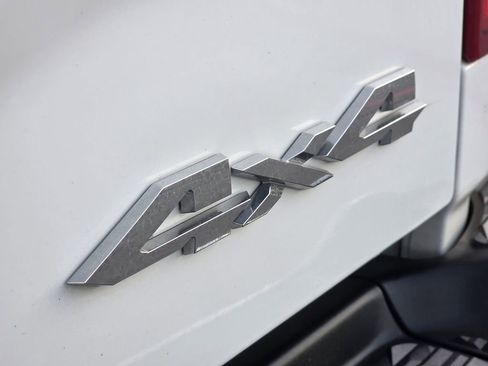 Used 2024 RAM 3500 Tradesman w/ Chrome Appearance Group image 9