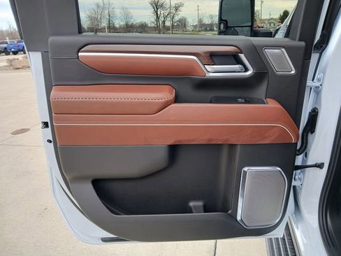 New 2026 GMC Sierra 2500 Denali Ultimate image 13