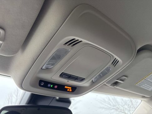 Certified 2023 Buick Envision Essence image 24