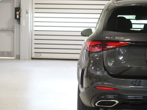 Certified 2026 Mercedes-Benz GLC 300 4MATIC image 9