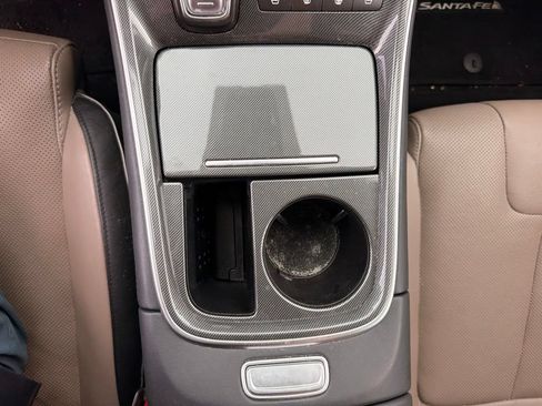 Used 2021 Hyundai Santa Fe Limited AWD/4WD image 19