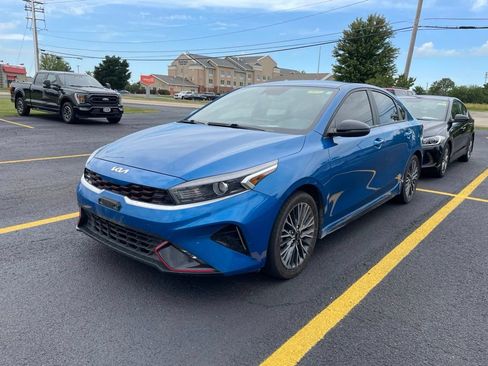 Used 2023 Kia Forte GT-Line FWD image 2