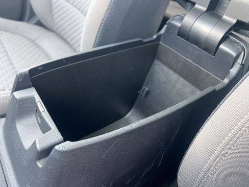 Certified 2020 Ford Escape SE image 16