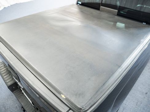 Used 2017 Chevrolet Silverado 1500 LTZ Z71 w/ LTZ Plus Package image 11