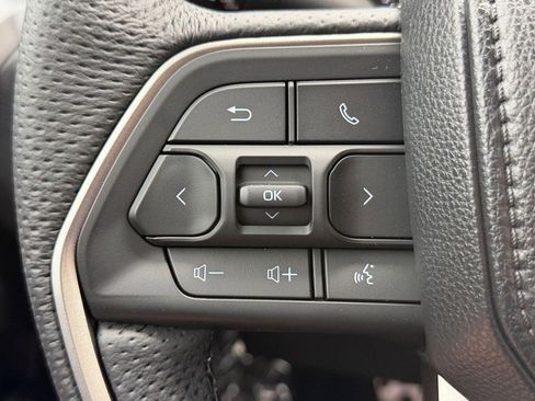 Certified 2025 Toyota Tacoma TRD Sport image 23