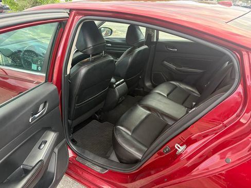 Used 2021 Nissan Altima 2.0 SR FWD image 7