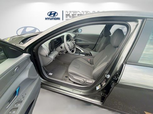 New 2026 Hyundai Elantra Sport FWD image 14