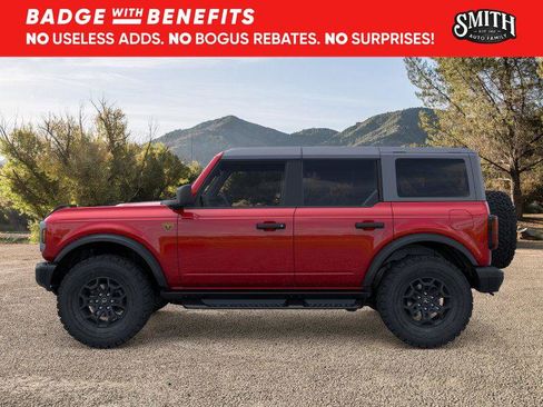 New 2026 Ford Bronco Badlands image 4