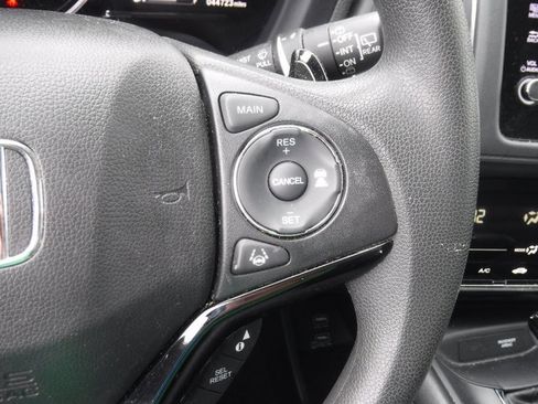 Used 2022 Honda HR-V EX image 29