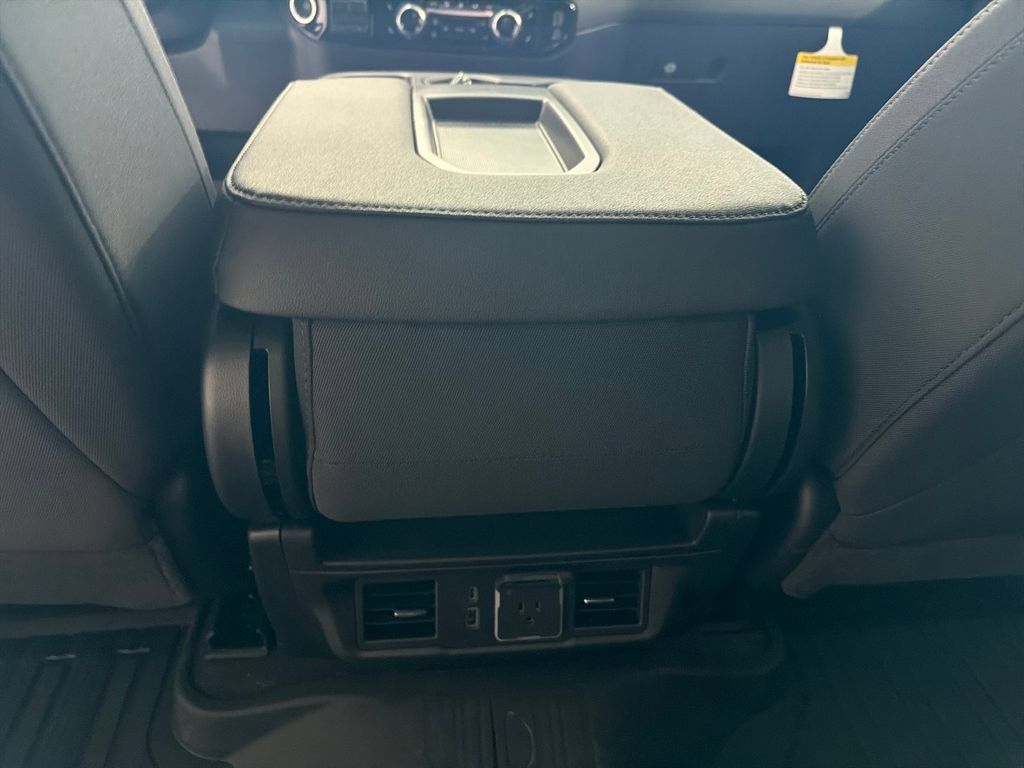 New 2026 GMC Sierra 1500 SLE AWD/4WD image 13