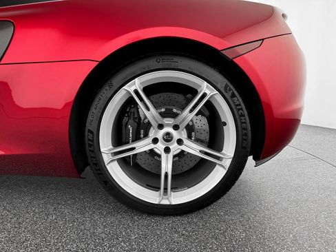 Used 2015 McLaren 650S Spider image 35