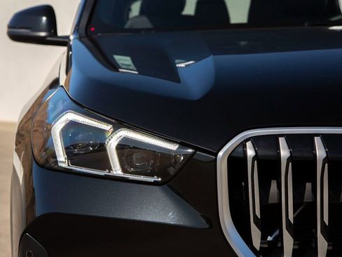 Certified 2025 BMW X1 xDrive28i w/ Convenience Package image 9