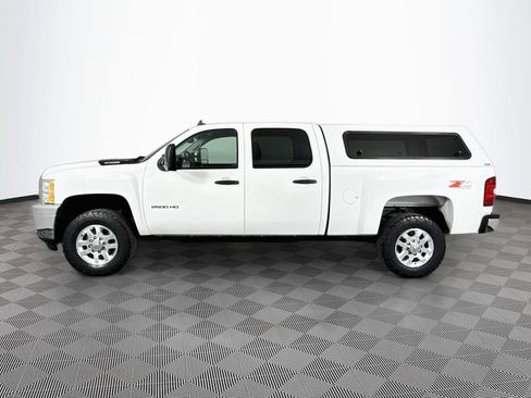 Used 2013 Chevrolet Silverado 2500 LT w/ Interior Plus Package AWD/4WD image 4
