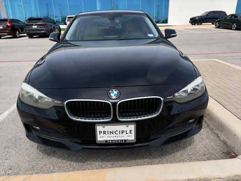 Used 2015 BMW 320i xDrive Sedan AWD/4WD image 5