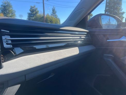 Used 2025 Volkswagen Jetta SE image 35