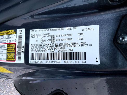 Used 2016 Toyota Tacoma SR5 w/ SR5 Appearance Package (SN) image 34