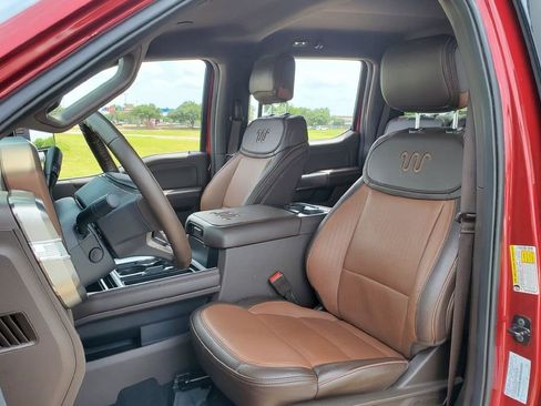 Certified 2025 Ford F250 King Ranch AWD/4WD image 5