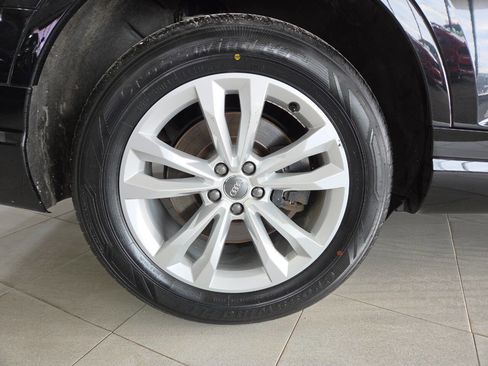 Used 2019 Audi Q7 3.0T Premium Plus AWD/4WD image 10