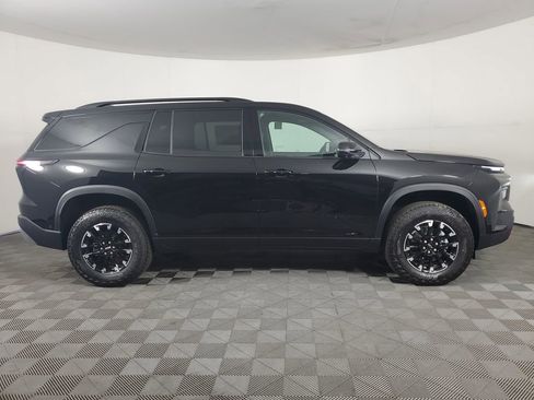 New 2026 Chevrolet Traverse Z71 w/ Enhanced Driving Package AWD/4WD image 3