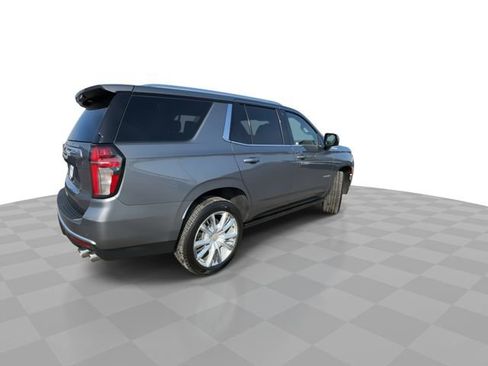 Certified 2022 Chevrolet Tahoe High Country w/ Premium Package image 8