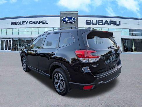 Certified 2023 Subaru Forester Premium w/ Popular Package #2 image 7