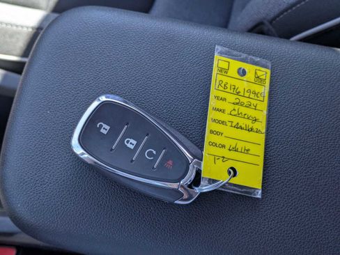 Used 2024 Chevrolet TrailBlazer LT w/ Driver Confidence Package FWD image 34