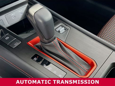 Certified 2025 Nissan Kicks SR image 11