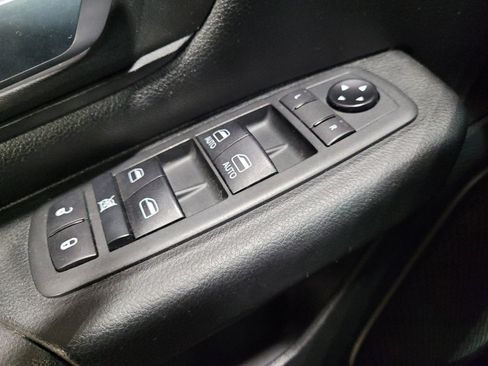 Used 2020 RAM 1500 Tradesman image 27