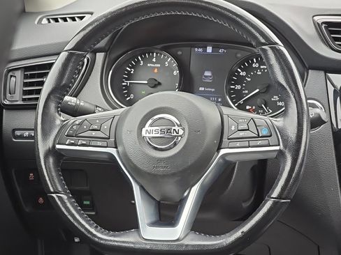 Used 2020 Nissan Rogue Sport SL w/ Premium Package image 26