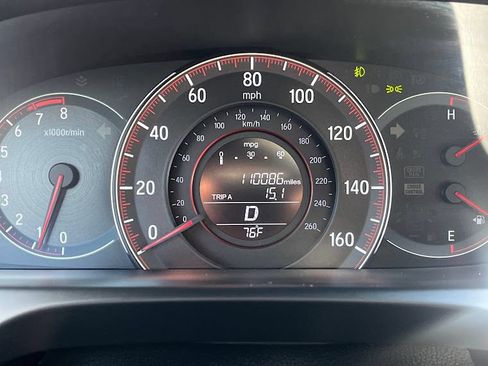Used 2016 Honda Accord Sport image 12