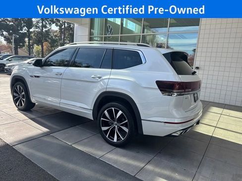 Certified 2024 Volkswagen Atlas SEL Premium R-Line image 4