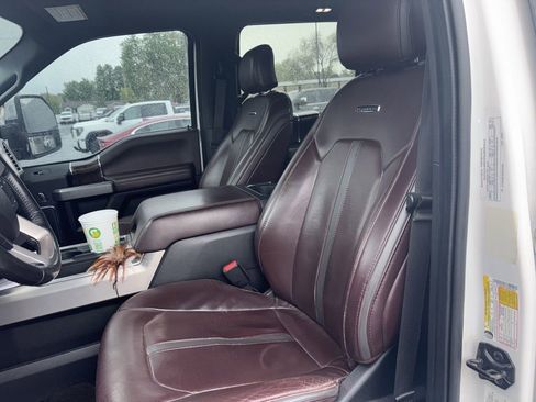 Used 2017 Ford F350 Platinum w/ Platinum Ultimate Package AWD/4WD image 8