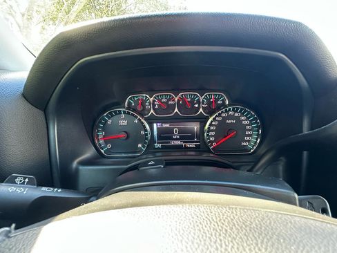 Used 2018 Chevrolet Silverado 1500 LT w/ All Star Edition AWD/4WD image 17
