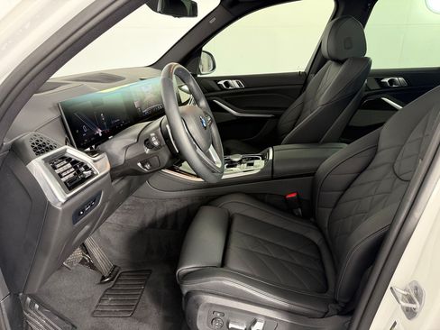 Used 2025 BMW X5 sDrive40i w/ Premium Package RWD image 5