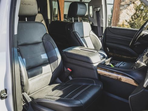 Used 2016 GMC Yukon XL Denali w/ Open Road Package image 29