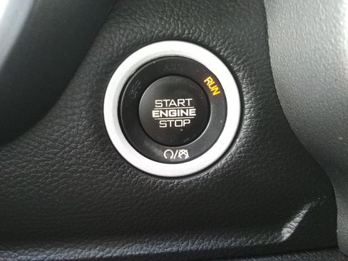 Used 2023 RAM 1500 Big Horn image 16