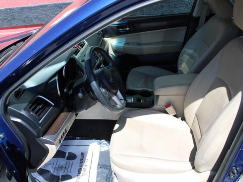 Used 2017 Subaru Legacy 2.5i Limited w/ Popular Package #4 image 10