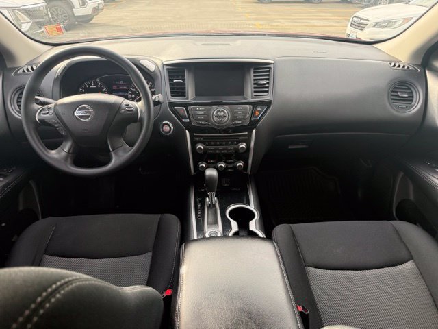Used 2018 Nissan Pathfinder S AWD/4WD image 11
